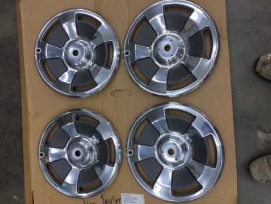 NOS 66 hubcaps