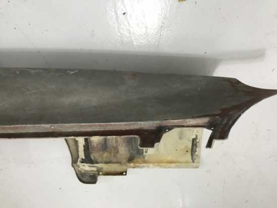 65-66 Pass Side Fender Louver Fender  park lamp 