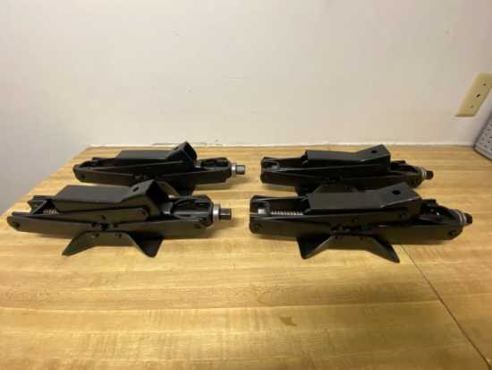 C2 jacks and handles