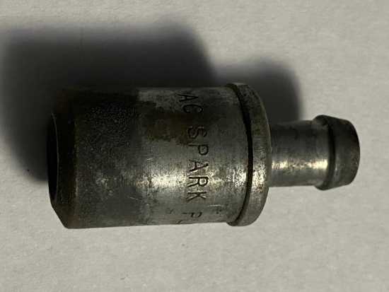 1967 AC736 C 1st design PCV Valve for 427 425 435H