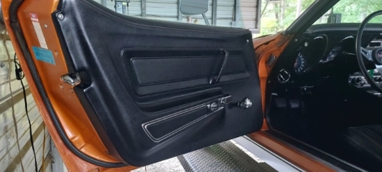 9919 dr door.jpg