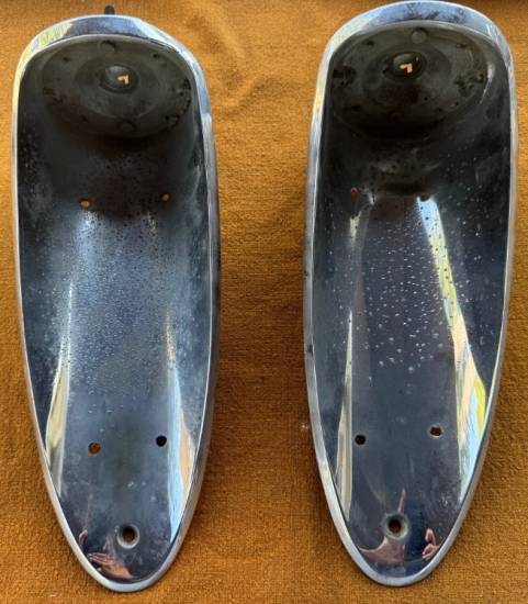 1956-57 Rear Taillight Housings #5947403 - READ